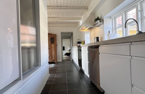 Grindsted Condo | Lake View Apartment