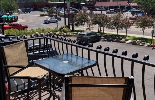 McCall Condo | Lake View Condo Downtown - Walk to Everything
