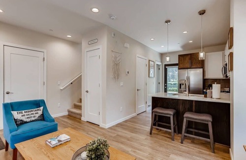Georgetown House | Lake View Lodge /Gateway To The Rockies /Sleep 6