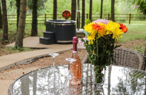 Potter Brompton Cottage | Lake View Lodge