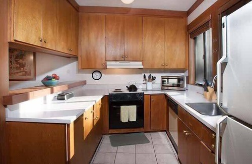 Tahoe Sierra Estates House | Lake View|Pier|Bouys|Pickleball|Walk to town