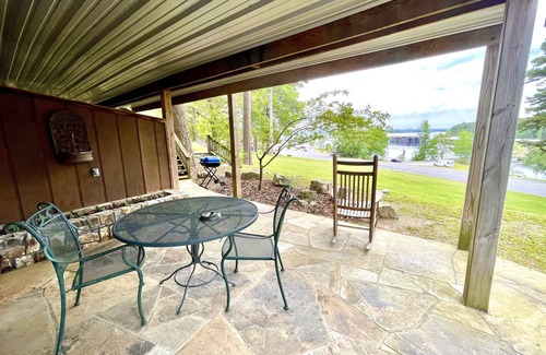 Mount Ida Apartment | Lake view queen Guest Room with two queens, sleeper sofa and deck overlooking Lake Ouachita. by RedAwning