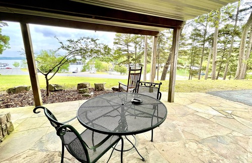 Mount Ida Apartment | Lake view queen Guest Room with two queens, sleeper sofa and deck overlooking Lake Ouachita. by RedAwning