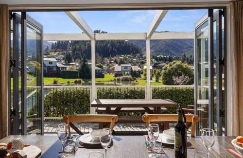 Hanmer Springs Villa | * LAKE VILLA 457 *