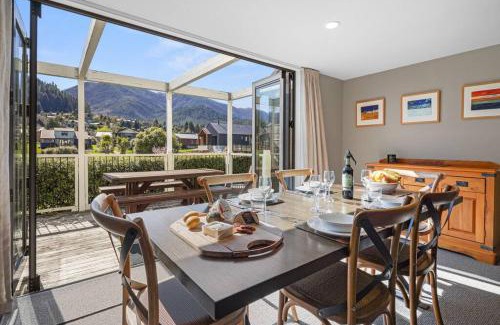 Hanmer Springs Villa | * LAKE VILLA 457 *