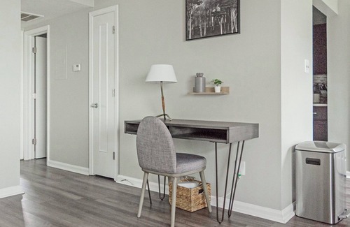 Indianapolis Apartment | LakeCastleton 1BD 3 - One Bedroom Apartment, Sleeps 2