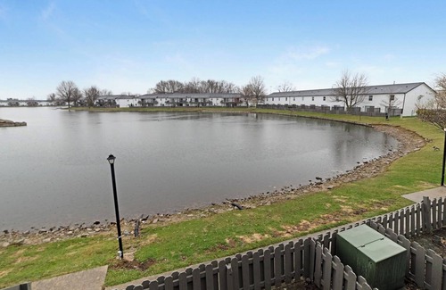 Indianapolis Apartment | LakeCastleton 2BD/1BA 3