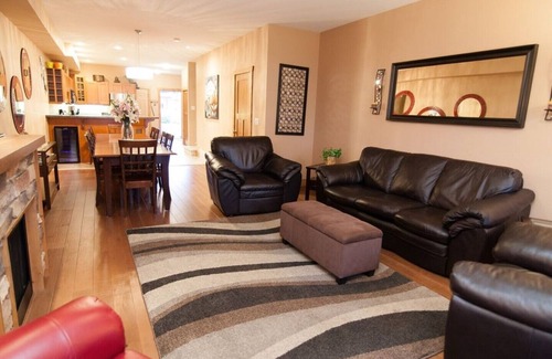Okanagan-Similkameen House | LAKEFRONT- 3 bdrm Townhome #108 Amazing Osoyoos Chris - casadeloro108@gmail.com