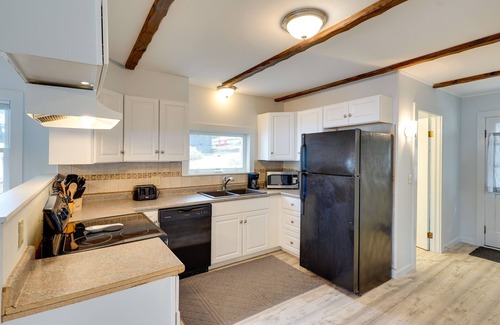 Sunapee Cabin | Lakefront Cabin w/Panoramic Water View & Access