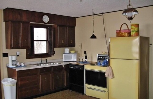 Longville Cabin | Lakefront Cabin w/Private Dock: Boat, Fish & Swim