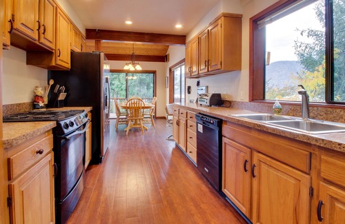 Manson House | Lakefront Cabin with Breathtaking Views, Free WiFi, Fireplace, and Private Dock