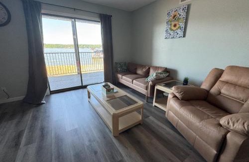 Osage Beach Apartment | Lakefront condo with a VIEW Osage Beach