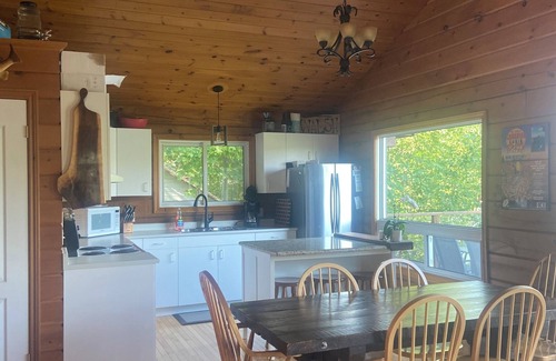 Hastings Highlands Cottage | Lakefront Cottage with sandy walk in and stunning views!