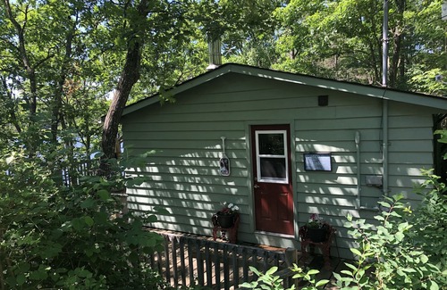 North Kawartha Cottage | Lakefront Cottage in Kawartha Highlands Provincial Park