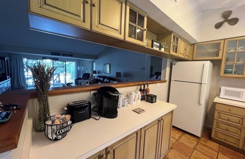 Eustis House | Lakefront Cottage and Cabin on an Equestrian Farm