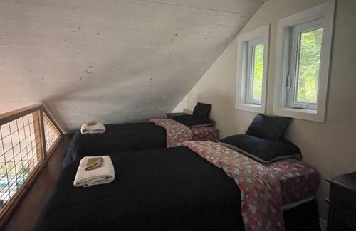 Potton House | Lakefront Cottage on with private beach. Lake Memphremagog