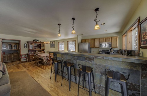 Donnelly House | Lakefront Escape - on Lake Cascade w/dock and amazing views