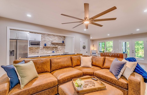 Fair Play House | Lakefront Football HQ: Dock, Kayaks, Fire Pit