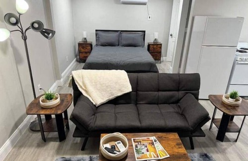 Brazoria Apartment | Lakefront Gem Awaits!