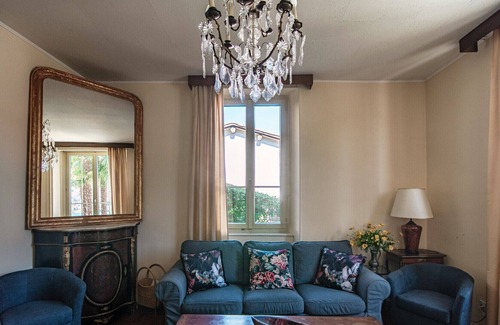 Caslano House | Lakefront historic house in Caslano (MERIGGI LAKEFRONT)