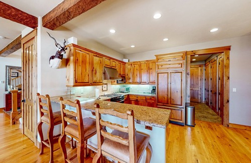 Steamboat Springs House | Lakefront home with a private dock, balcony, grill, gas fireplace, W/D, and AC
