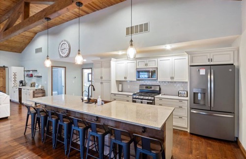 Camdenton House | Lakefront Home Private Dock Close to State Park