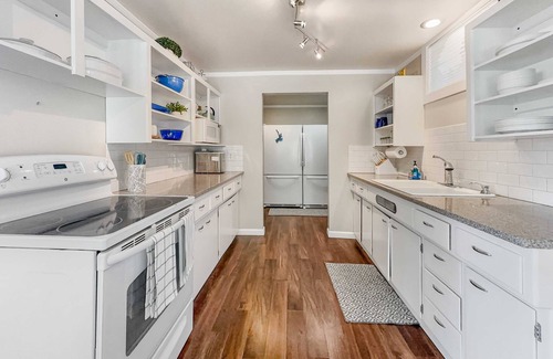 Hayden House | Lakefront Home Private Dock Kayaks