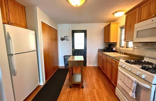 Se Ree House | Lakefront Home|Serene Views|Near Mammoth Cave