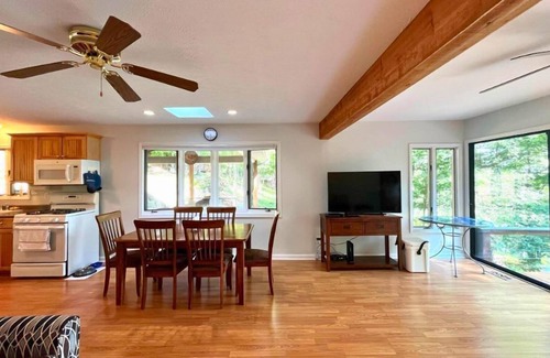 Se Ree House | Lakefront Home|Serene Views|Near Mammoth Cave