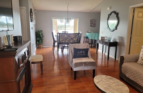 Eustis House | Lakefront Home