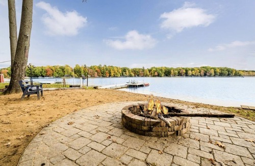 Grand Junction House | Lakefront home with 3 bed 3 bath near South Haven with sandy beach and dock