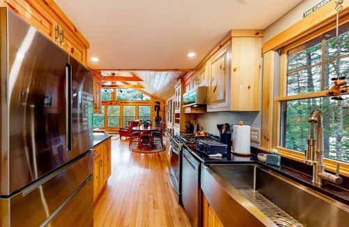 Oxford Cabin | Lakefront home with lovely lake views - one mile from the casino