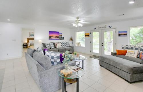 Hot Springs Apartment | Lakefront Hot Springs Condo with Balcony and Fireplace