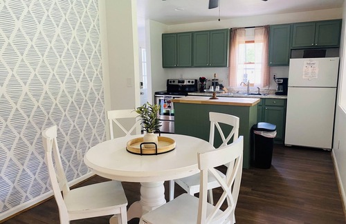 Laurens House | Lakefront house sleeps 5 - Lake Rabon, Laurens SC