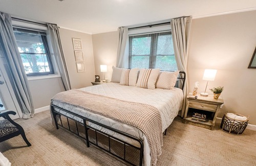 Heber Springs House | Lakefront House With Panoramic Sunset Views!