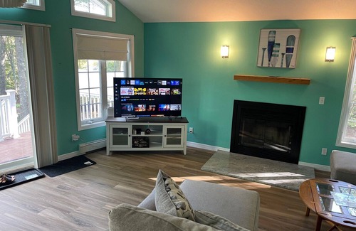 Center Ossipee House | Lakefront House with Boat or Airplane Dock, Private Beach, Outdoor Space,