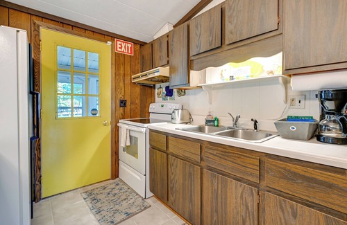 Nekoosa House | Lakefront Nekoosa Home: Private Beach & Boat Dock!