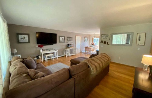 Kasilof Apartment | Lakefront next to Kenai and Kasilof Rivers.