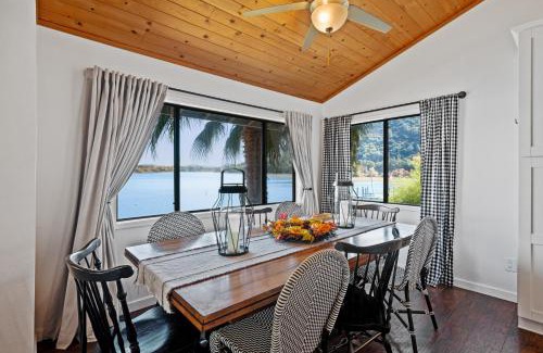 Clear Lake House | Lakefront, Private dock, ensuite-unit, King bed, Free EV charger, Boat Friendly