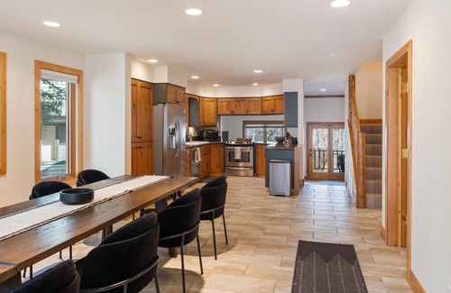 Whitefish House | Lakefront Property- Newly Updated Four Bedroom House, Sleeps 10
