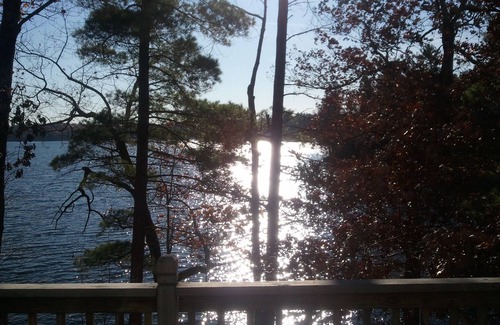 Lake George Apartment | Lakefront property on Glen Lake