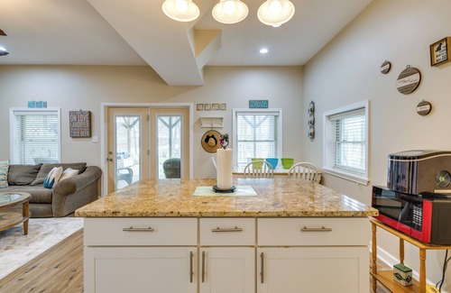 Bracey Apartment | Lakefront Retreat w/Dock, Patio & Grill in Bracey