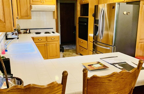 Lake Catherine Resort | Lakefront Retreat w/Deck, Dock & Resort Amenities