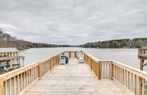 Bracey Apartment | Lakefront Retreat with Dock, Patio and Grill in Bracey