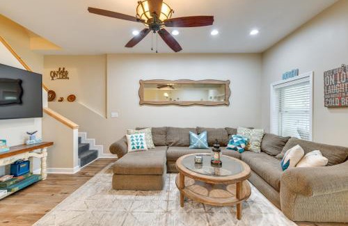 Bracey Apartment | Lakefront Retreat with Dock, Patio and Grill in Bracey