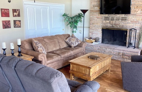 Clearlake House | Lakefront Vacation Home, Private Beach, Dock, Pool Table, Fishing, Pet-Friendly!