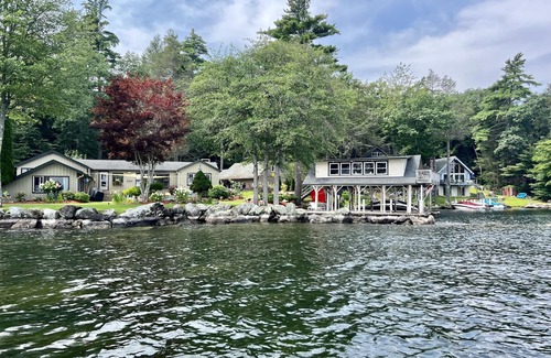 Alton Bay Cottage | Lakehouse in Alton Bay on Lake Winnipesaukee - sandy beach -spacious level lot.