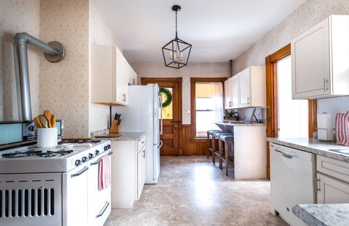 Laconia House | Lakes Region Getaway Close Lake Winnipesaukee, Gunstock Ski Resort & White Mtns