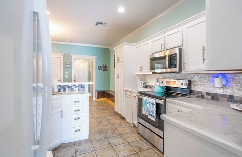 San Angelo House | Lakeshore Hideaway - Charming 4BD Heartbeat Away from Lake Nasworthy & Airport