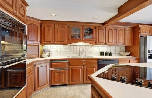 Lake Elmo House | Lakeshore home (lake Olson and Lake Demon. on the back yard)